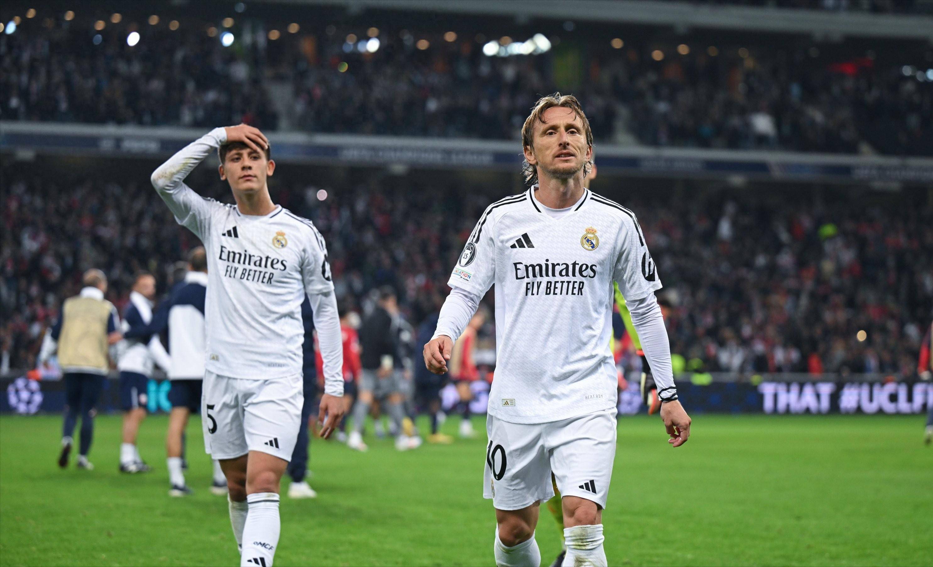 丹麦鏖战皇马，佩德里高光表现