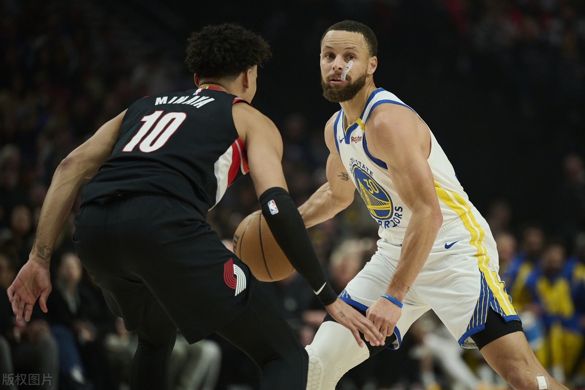 美国男篮血洗勇士B队，库里统治全场