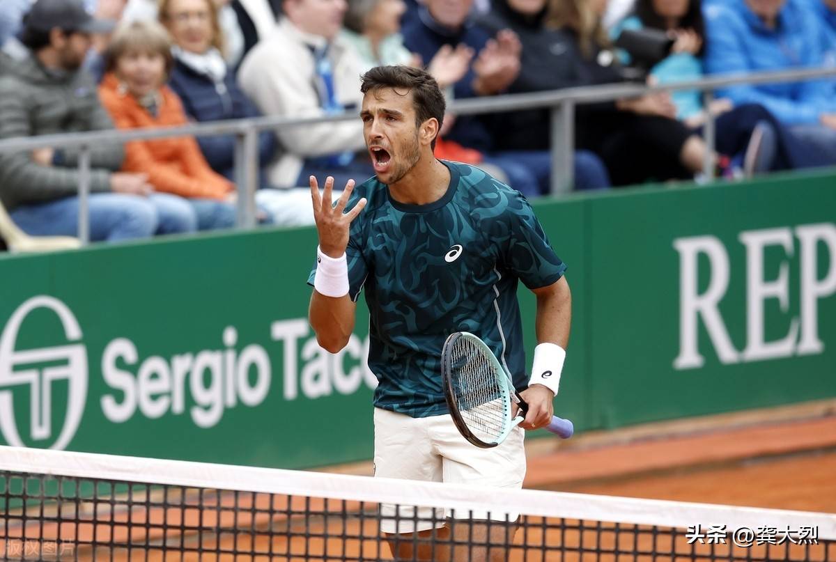 蒙特卡洛大师赛逆转澳网，西西帕斯关键制胜