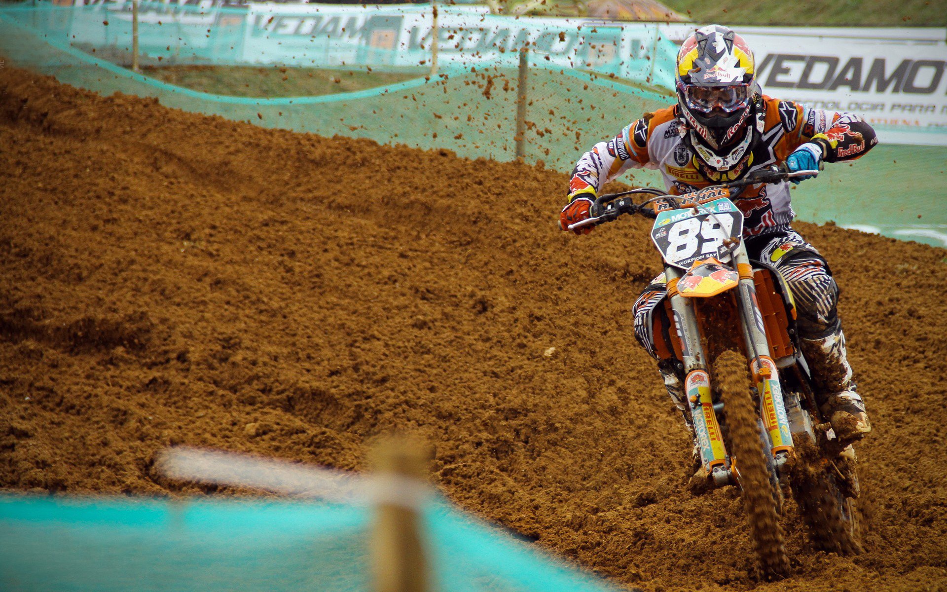 跨界风暴，几内亚强压尤文，厄德高在F1揭幕战接管赛道