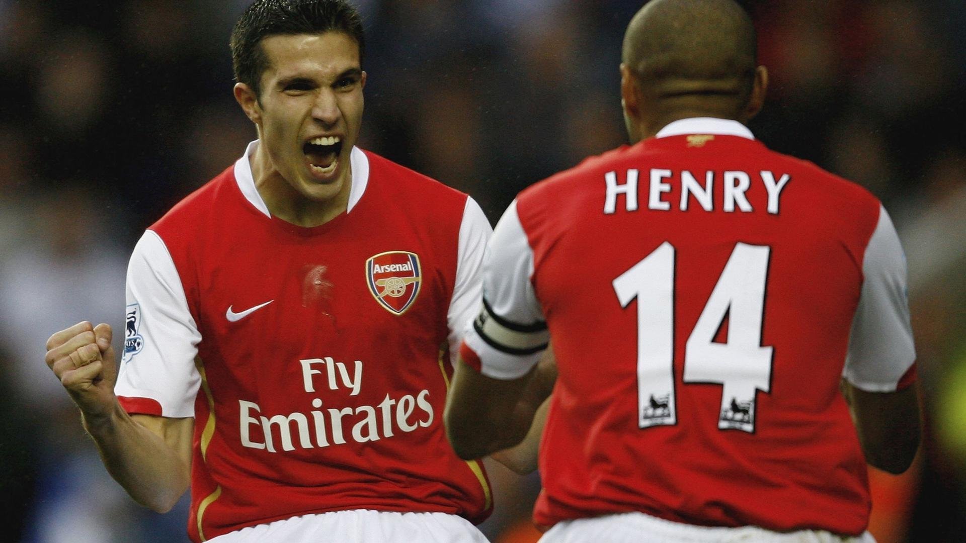 跨洋双星闪耀夜，尼克斯全面压制鹈鹕，文班亚马欧冠半决赛接管比赛