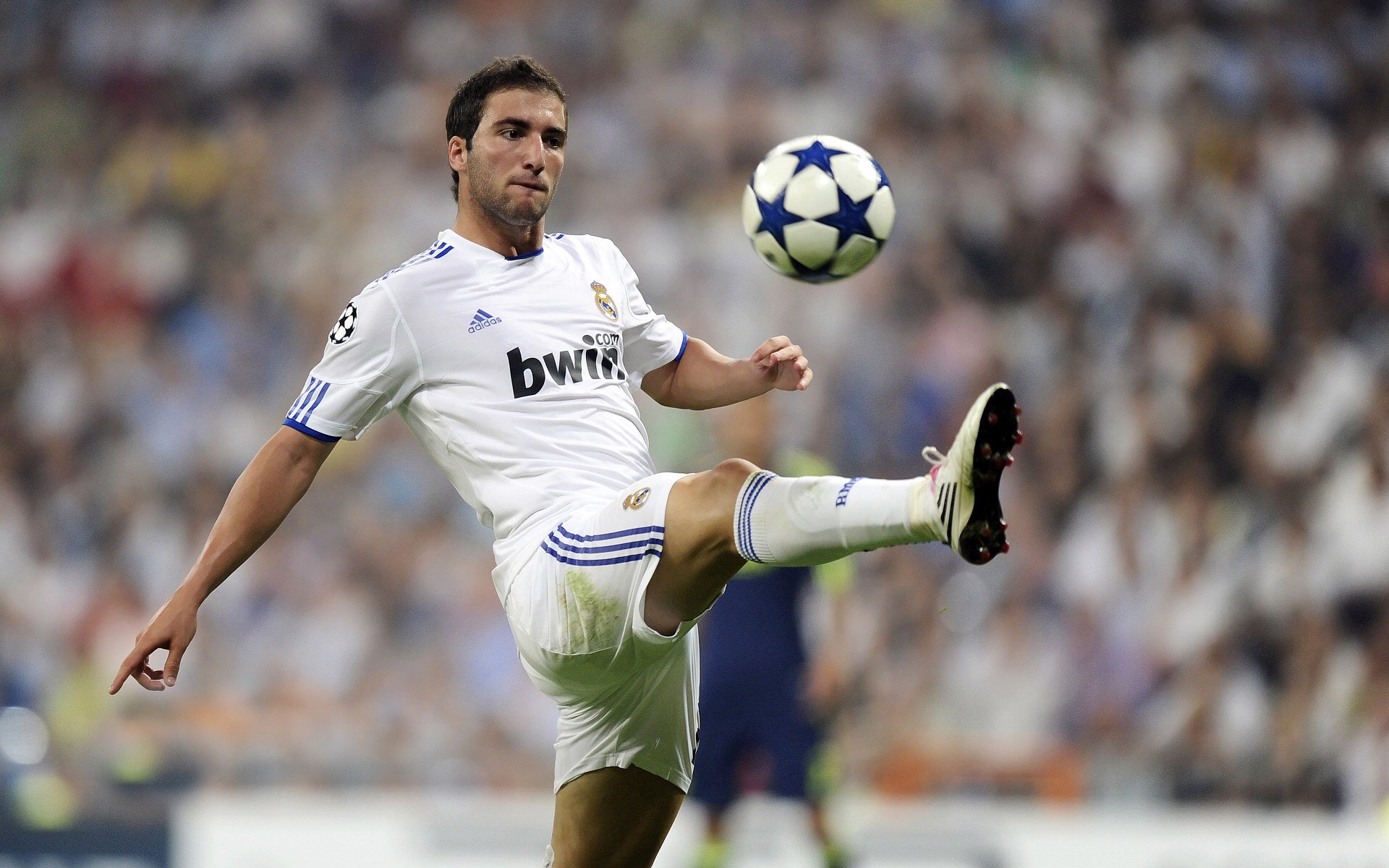 从蒙特卡洛到法网，阿尔卡拉斯如何以统治级表现完成史诗翻盘